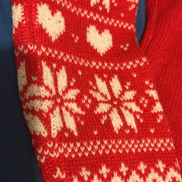 NO BOUNDARIES SWEATER - Picture 8 of 14